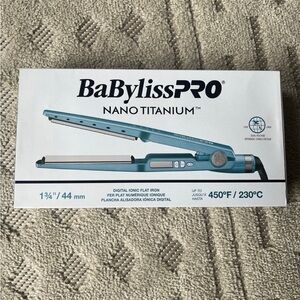 BaBylissPRO Nano Titanium 1¾" Flat Iron - Teal